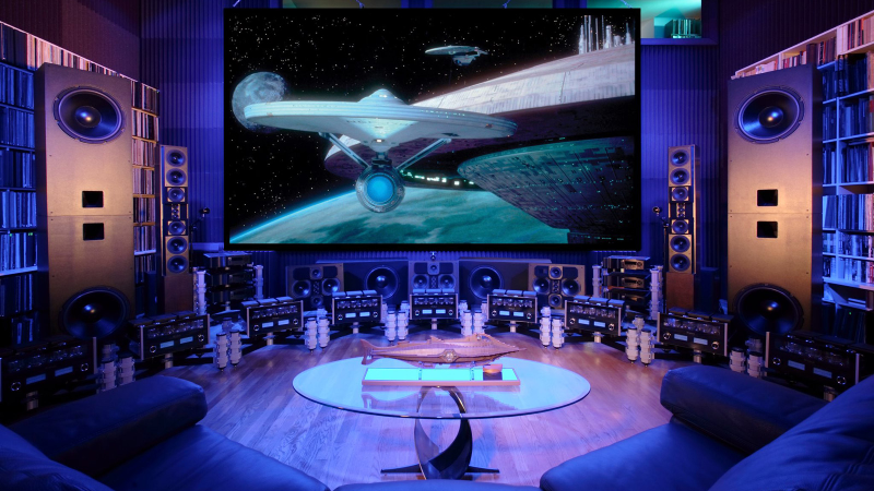 Illustration for article titled 16 Obscenely Over the Top Home Theaters